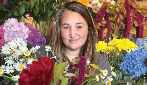 'Hugh Grant would turn up in a red Ferrari': The Kāpiti coast florist who designed for David Beckham and Downton Abbey