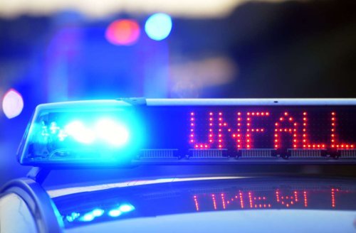 Unfall in Bad Cannstatt: Polizei sucht angefahrene Fußgängerin