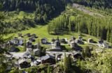 Schweiz: Felssturz droht: 300 Leute evakuiert