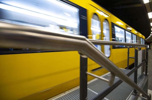 Linie U7 und U8 zeitweise unterbrochen: Stadtbahnunfall in Heumaden