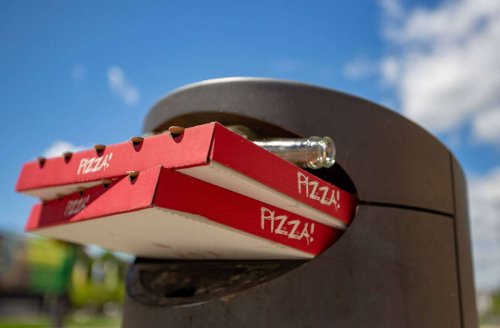 Müll in Vaihingen: Spezielle Abfalleimer für Pizzakartons gefordert