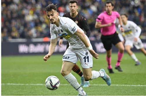 VfB Stuttgart Transfermarkt: Mergim Berisha wird wieder mit dem VfB in Verbindung gebracht