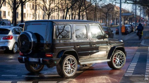 Stuttgart-Feuerbach: Paar stiehlt Mercedes AMG bei Probefahrt