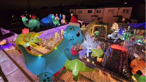 Weihnachtswunderland in Asperg: Im Weihnachtshaus sind die Dinos los