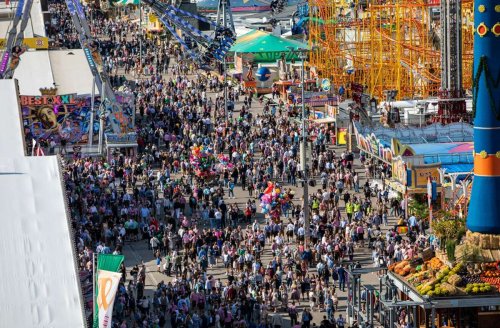Cannstatter Volksfest: Gelungener Auftakt