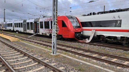 Zugunglück in Rheinland-Pfalz: Züge am Hauptbahnhof Worms zusammengestoßen - Strecke gesperrt