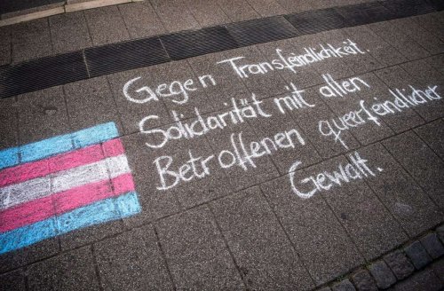 Nach Attacke auf Transfrau in Bremen: Polizei schnappt Verdächtige im Alter von zwölf bis 13 Jahren