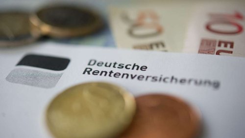 Debatte über Pensionen: Sozialverband: Neue Beamte sollen in Rentenkasse einzahlen