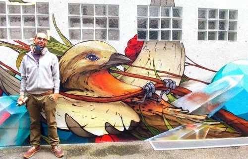Neues Jeroo-Kunstwerk entsteht am Marktplatz: Ein-Mann-Verschönerungsverein