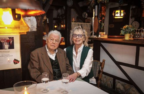 Urgestein der Gastronomie hört auf: Als die Schlagerstars im legendären Tanzlokal feierten