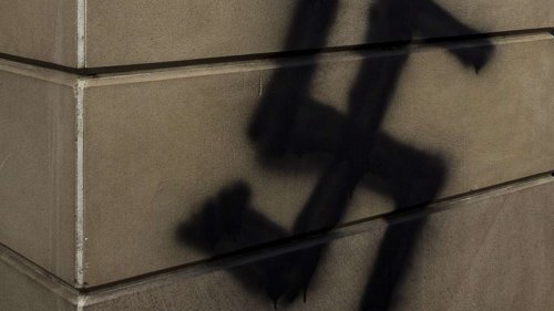 Fellbach, Waiblingen, Winnenden: Hakenkreuz am Pfarramt, Graffitis an Schulen – was ist los im Rems-Murr-Kreis?