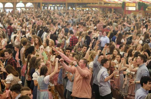 Cannstatter Volksfest: 8 Gründe warum wir uns nicht darüber freuen, dass Wasen ist