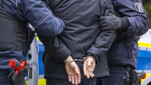 Hamburg: 730.000 Euro Steuerschaden: Illegale E-Zigaretten beschlagnahmt