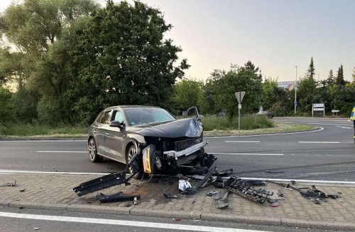 Unfall bei Möglingen: Über rote Ampel gefahren – sechs Verletzte
