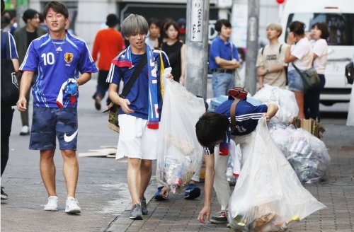 Japaner bei WM in Katar: Saubermänner aus Fernost