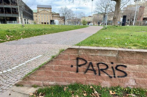 Graffitis in Stuttgart: Stuttgart liebt Paris