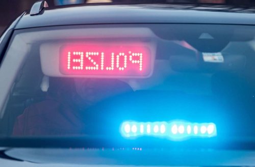 Kreis Lörrach: Unfall mit Polizeiauto – Fahrer war wohl nicht angeschnallt