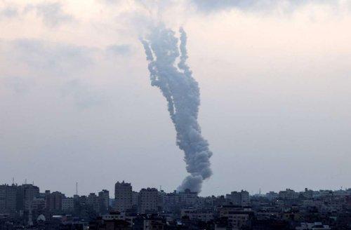 Nahost-Konflikt: Militär: Mehr als 200 Raketen auf Israel abgefeuert
