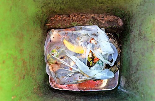 Kreis Böblingen kämpft gegen Plastik im Biomüll: Unterwegs mit den Müllsheriffs