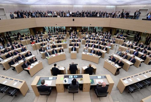 Wahlrechtsreform: FDP-Fraktion möchte übergroßen Landtag vermeiden