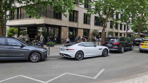 Stuttgarts protzige Autos: Wo Carspotter filmen und Ferraris falsch parken