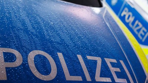 Vorfall in Stuttgart-Dürrlewang: Kugel trifft Auto – Schuss oder Dummejungenstreich?