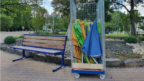 Freibadsaison in Stuttgart: Schattenplätze im Freibad – mit einem Sonnenschirm zum Ausleihen