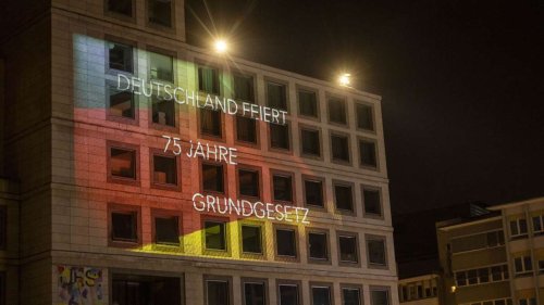 Geburtstag des Grundgesetzes: Stuttgart feiert „Democrazy“