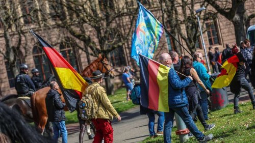Kundgebungen in Stuttgart: Liveblog: So liefen die Demos in der Landeshauptstadt
