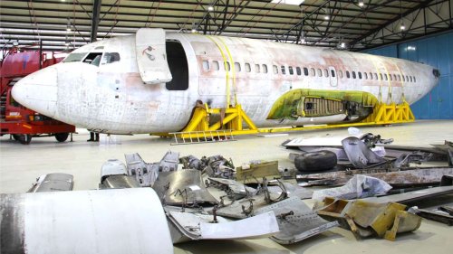 Ausstellung in Friedrichshafen: Ein Wrack erzählt die Geschichte der RAF