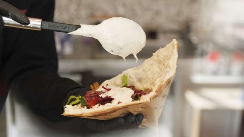 Veganer Döner: Bald gibt es den Burger von Doen Doen in der Stuttgarter City