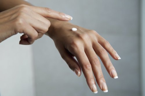 Trockene Hände trotz Eincremen? 5 Tipps, die helfen