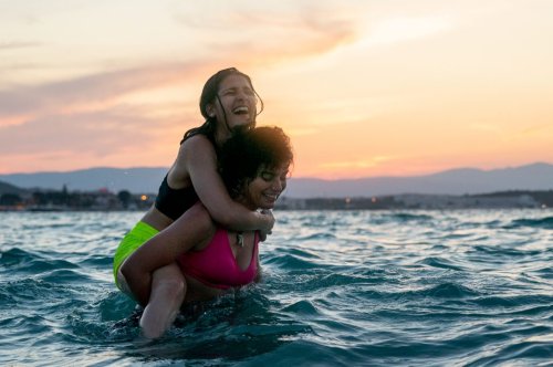 Das sind Yusra und Sara Mardini aus dem Netflix-Hit „Die Schwimmerinnen“