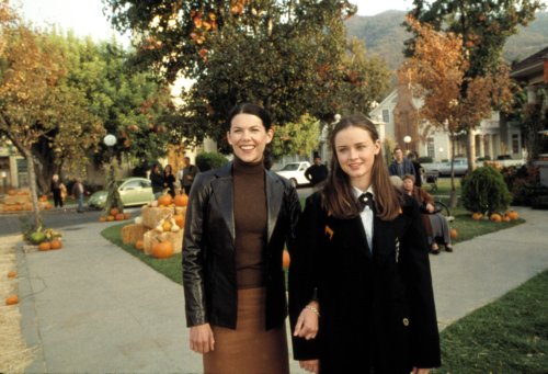 The “Gilmore Girls” Character You Are, According to Your Zodiac Sign