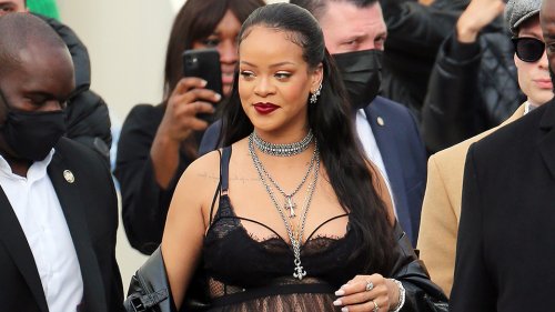 Rihanna’s Pregnancy Style Proves Flaunting Your Bump & High Fashion Go Hand-In-Hand