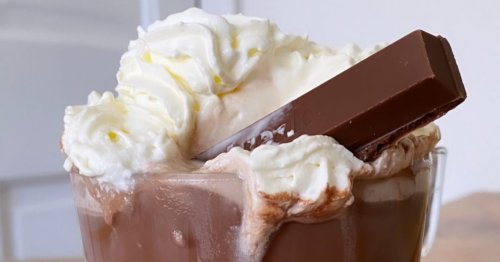 We found the most decadent Nutella hot chocolate recipe ever and you will be obsessed