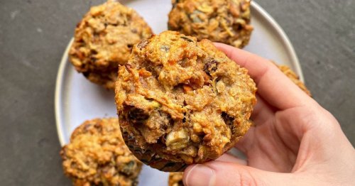 Make these apple, carrot and raisin muffins for a perfect pre-workout snack