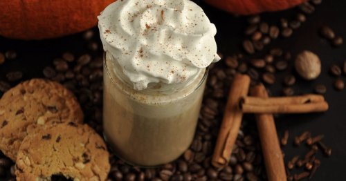 How to make a pumpkin spice latte at home in 4 simple steps