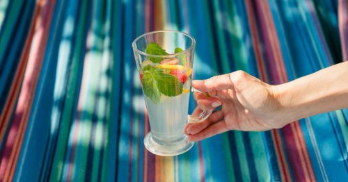 8 hydrating drinks for the summer when water gets a little too boring