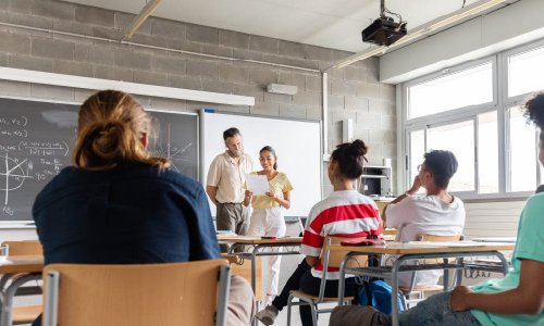 Navigating the Numbers: Advanced Analytics in Education