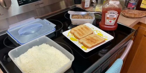 Making a Basic Meatloaf Sandwich