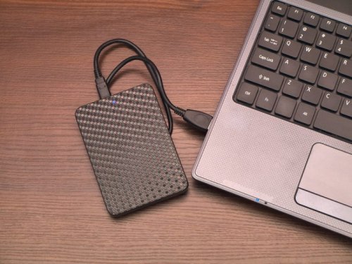 How to Back Up a Computer on an External Hard Drive