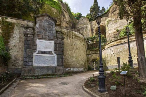 Virgil and Leopardi Tomb Park reopens to the public: poetry, archaeology, and landscape in Naples - Sud Notizie Napoli - Campania - Basilicata - Molise