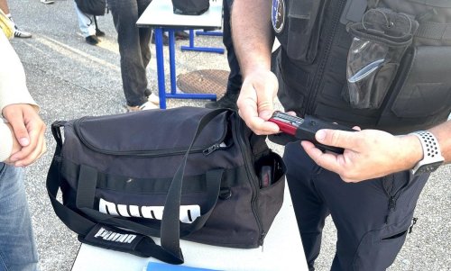 Fouille surprise au lycée de la mer de Gujan-Mestras : près de 1 000 sacs contrôlés par les gendarmes