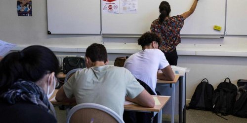« C’est terrible, très choquant » : une enseignante visée par des feux d’artifice en plein milieu de son cours
