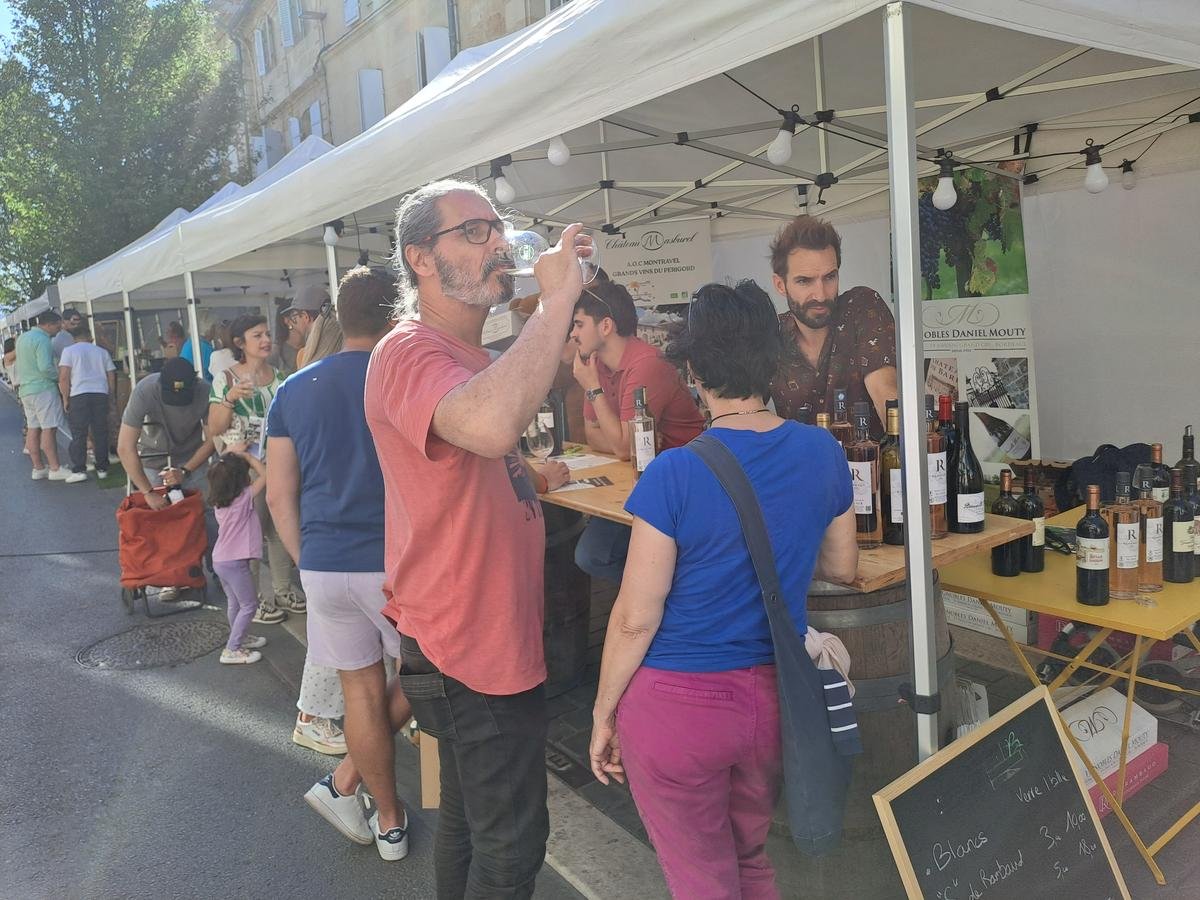 Chaleur, verres levés et rues animées : l’Épaulée fait vibrer Libourne