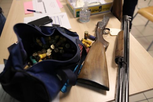 Agen : environ 300 armes déposées en une journée au commissariat