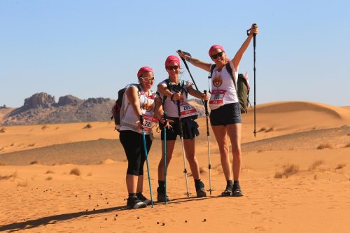 « Dans le désert, nous avons grandi » : elle raconte quatre jours de trek dans les dunes marocaines