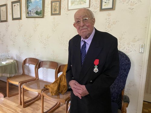 Dordogne : Pierre Dousseau, 99 ans et ancien maquisard, devient chevalier de la Légion d’honneur