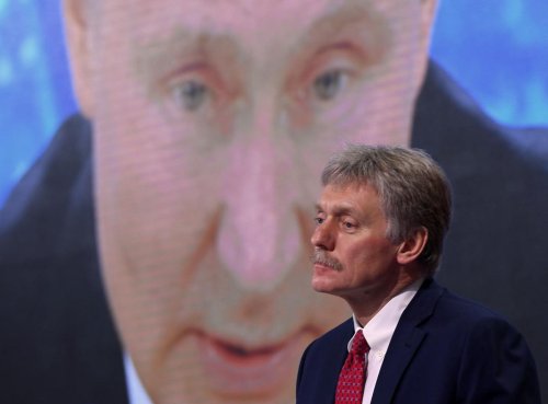 Guerre en Ukraine : malgré le plafonnement des prix du pétrole russe, le Kremlin dit poursuivre son offensive